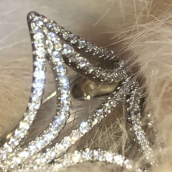 ABSTRACT DIAMOND RING STERLING SILVER - Picture 4 of 9